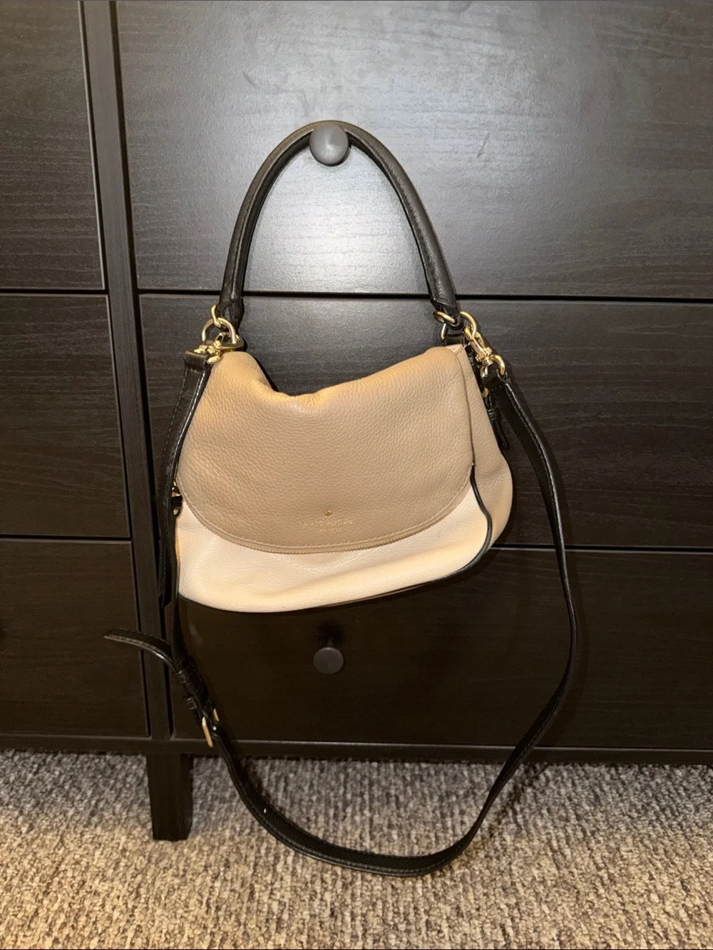 kate spade Two-Tone Beige and Black Leather Shoulder Bag